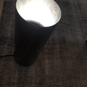 Tafellamp   cylinder  met voetschakelaar